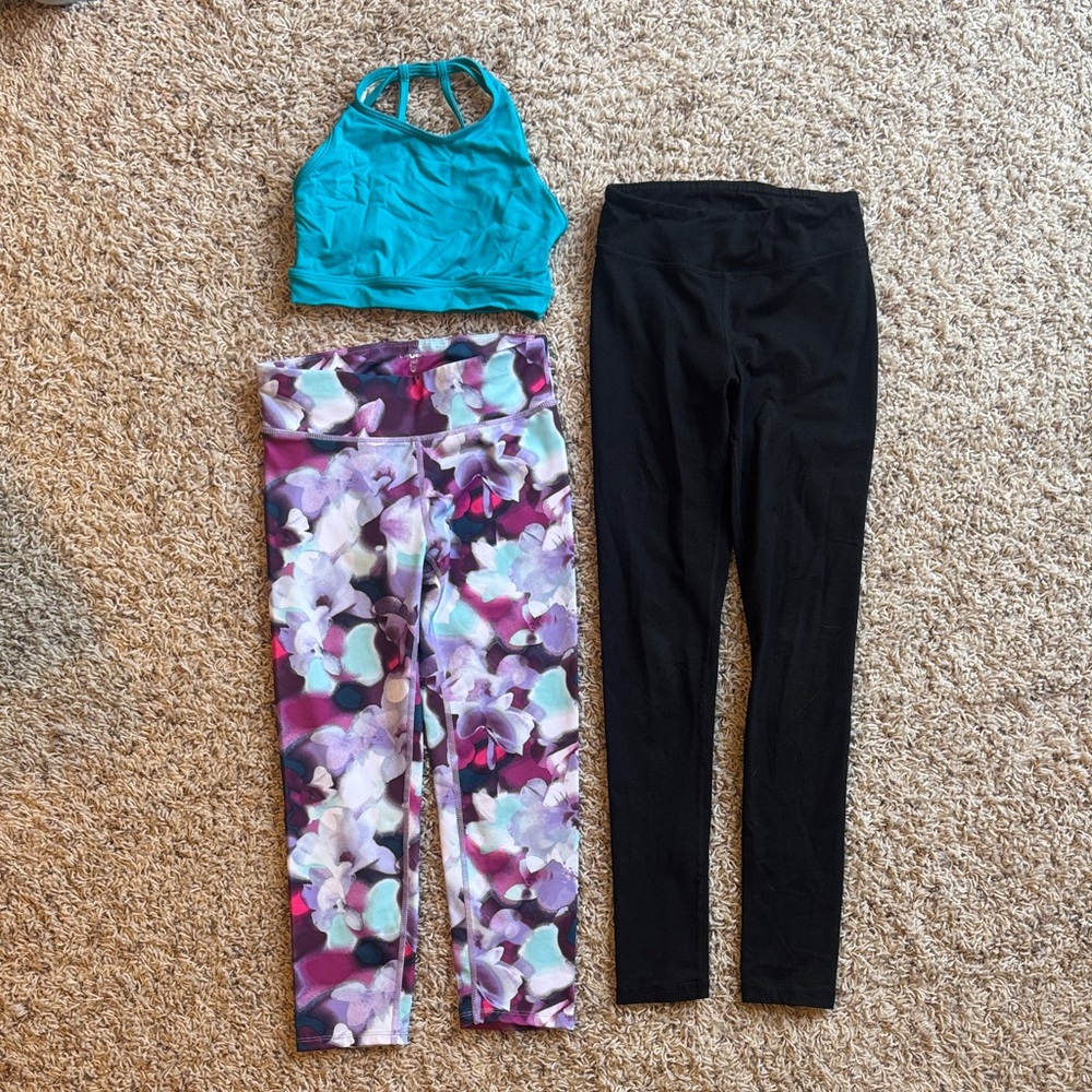 Colorful Activewear Set with Black Leggings